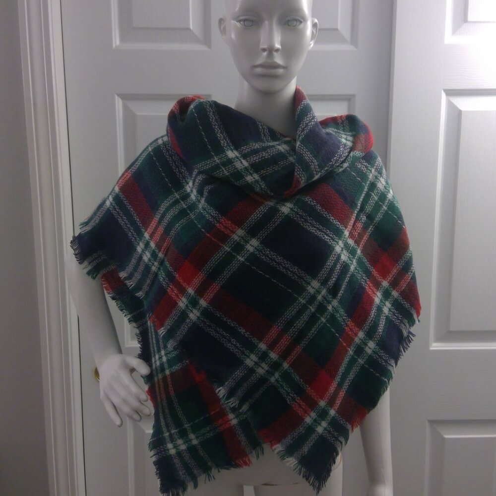 NEW the Paper Store PLAID Blanket SCARF Navy Red Green Large - Picture 4 of 10